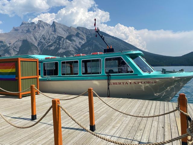 Banff Lake Minnewanka Boat Cruise